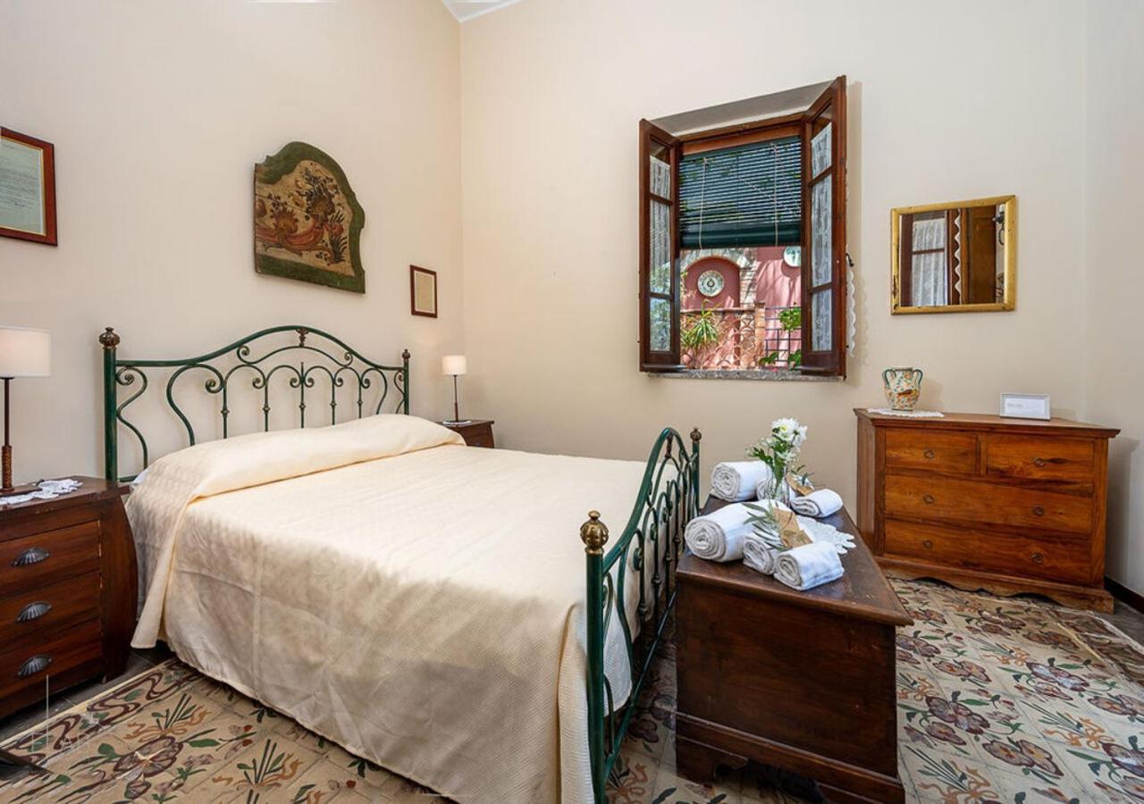 B&B Villa Vittoria 지아르디니낙소스 외부 사진