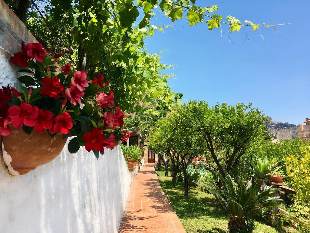 B&B Villa Vittoria 지아르디니낙소스 외부 사진