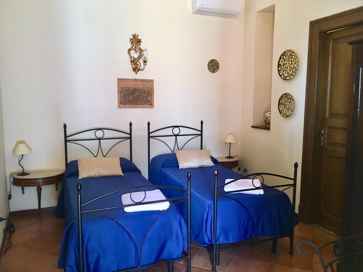 B&B Villa Vittoria 지아르디니낙소스 외부 사진